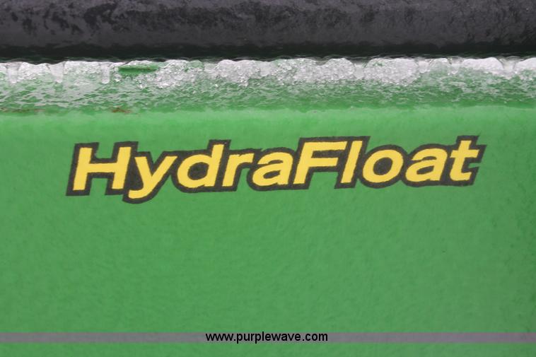image for item H3745 2010 John Deere 635D HydraFloat draper head