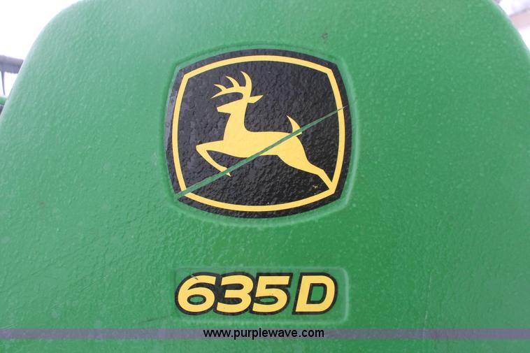 image for item H3745 2010 John Deere 635D HydraFloat draper head