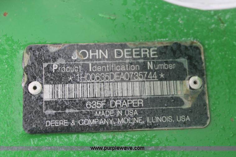 image for item H3745 2010 John Deere 635D HydraFloat draper head