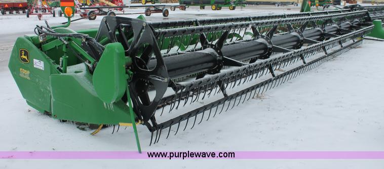 image for item H3746 2004 John Deere 635F HydraFlex platform header