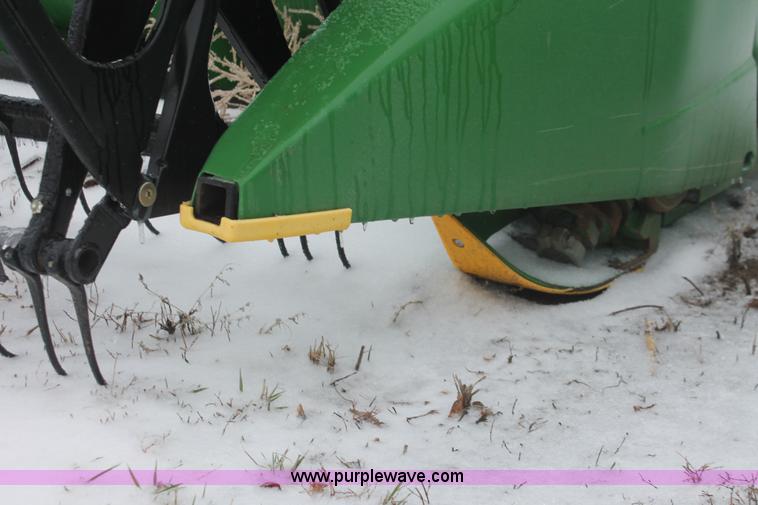 image for item H3746 2004 John Deere 635F HydraFlex platform header