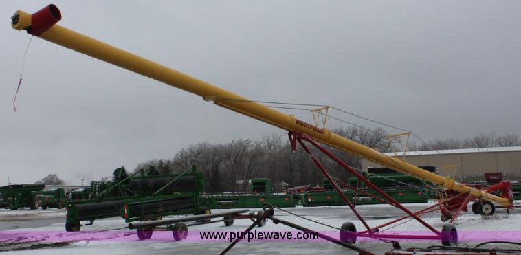 image for item H3747 Westfield MK100-71 swing away grain auger