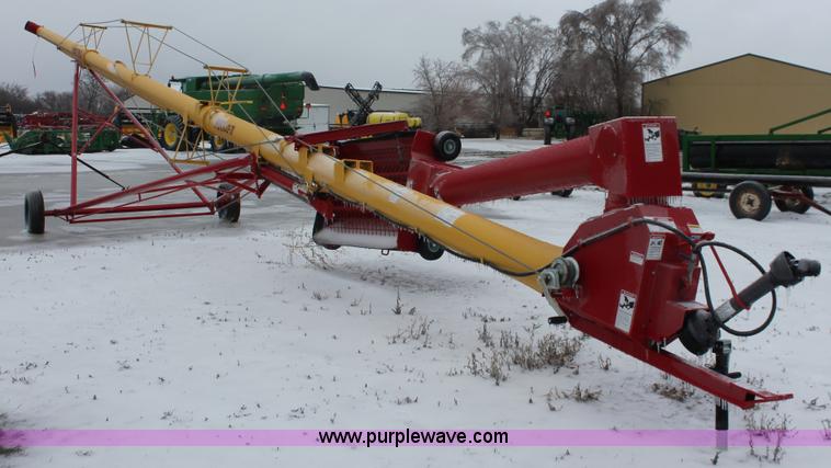image for item H3747 Westfield MK100-71 swing away grain auger