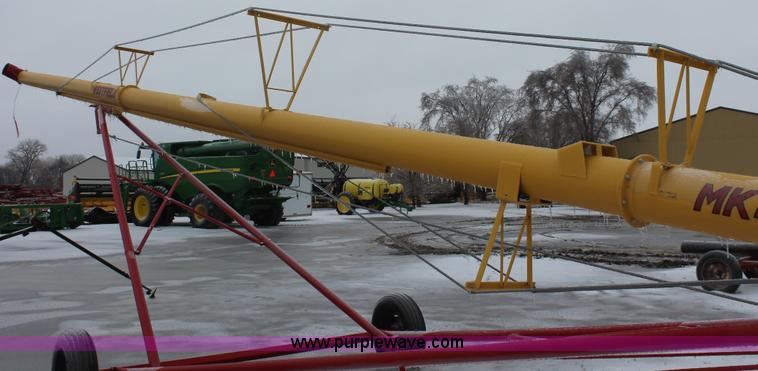 image for item H3747 Westfield MK100-71 swing away grain auger