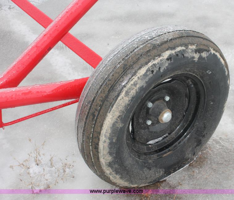 image for item H3747 Westfield MK100-71 swing away grain auger