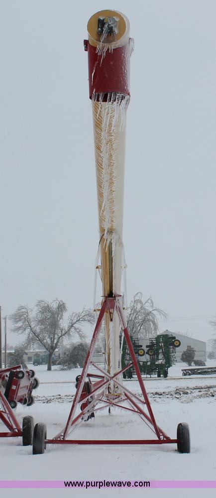 image for item H3749 Westfield MK100-71 swing away grain auger