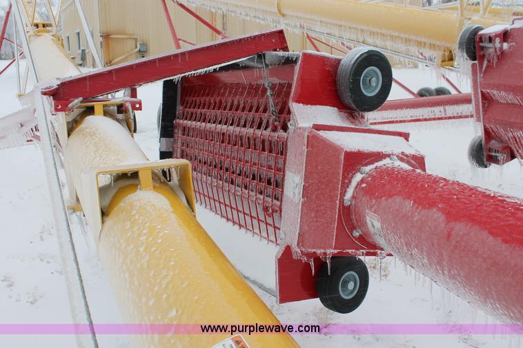 image for item H3749 Westfield MK100-71 swing away grain auger