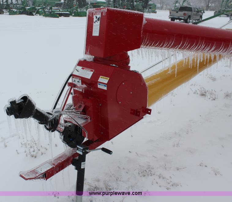 image for item H3749 Westfield MK100-71 swing away grain auger