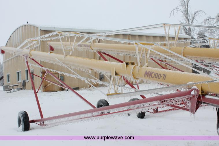 image for item H3749 Westfield MK100-71 swing away grain auger