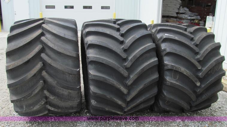 image for item O9166 (3) Goodyear floater tires