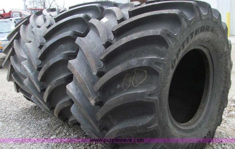 image for item O9166 (3) Goodyear floater tires