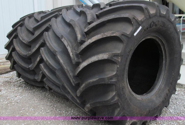 image for item O9166 (3) Goodyear floater tires