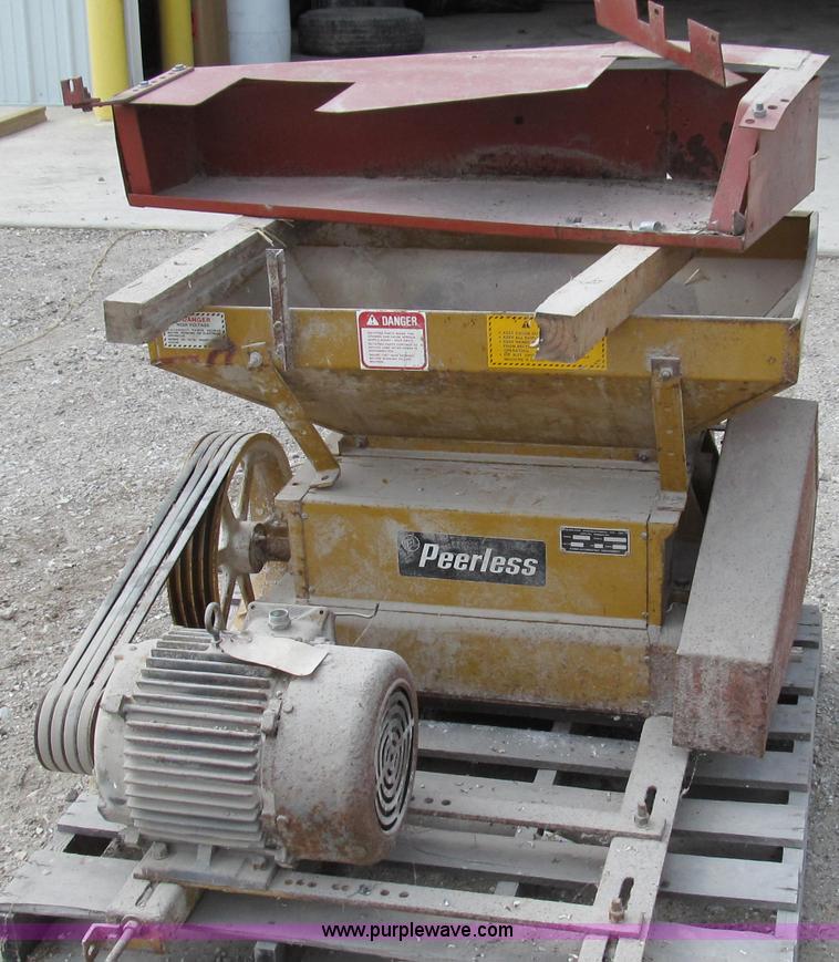 image for item O9168 Peerless 20001 roller mill