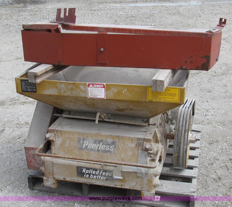 image for item O9168 Peerless 20001 roller mill