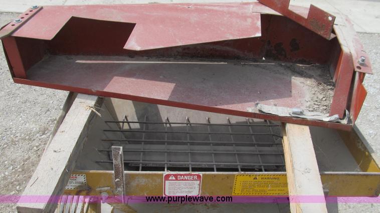 image for item O9168 Peerless 20001 roller mill