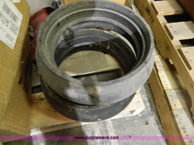 image for item W9018 Assorted Case IH 950 to 955 planter parts