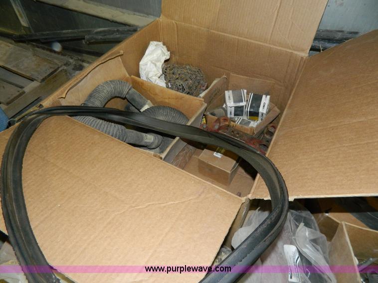 image for item W9018 Assorted Case IH 950 to 955 planter parts