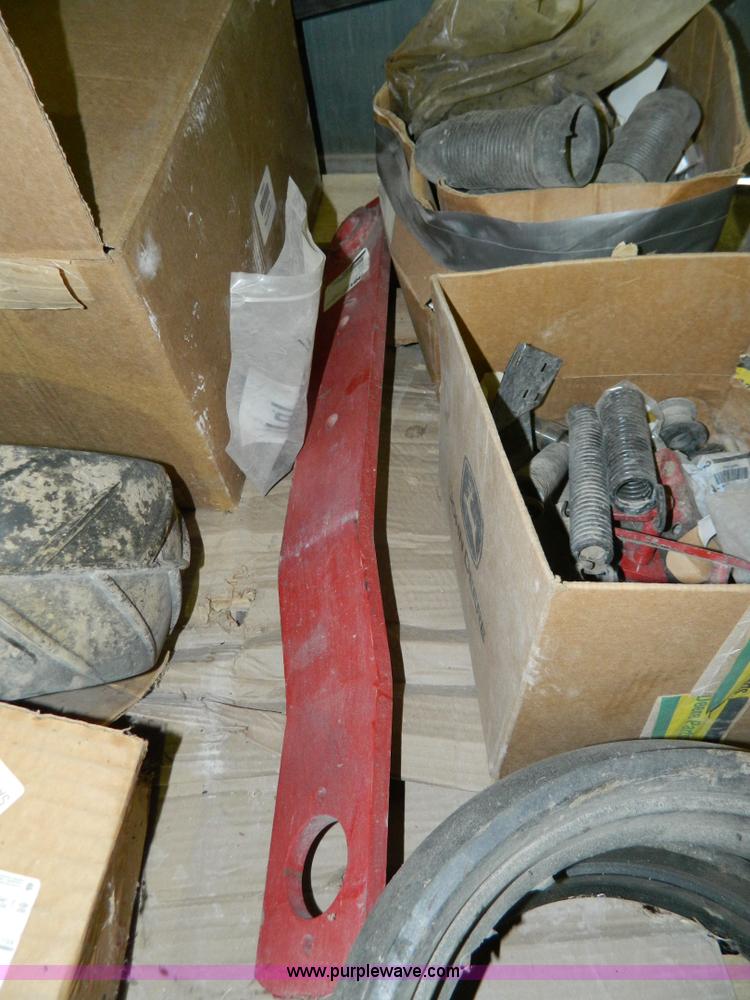 image for item W9018 Assorted Case IH 950 to 955 planter parts