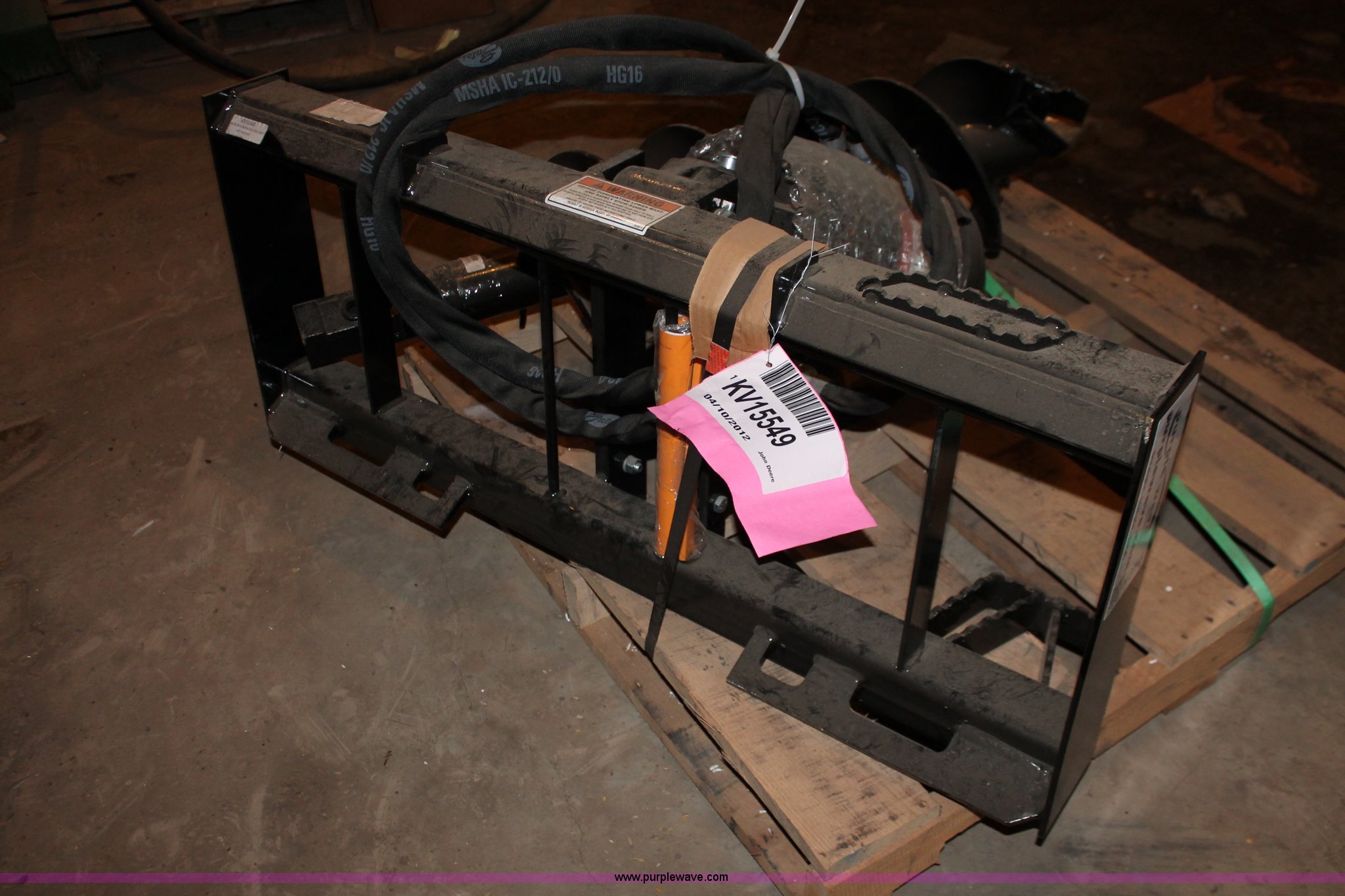 John Deere PA30 skid steer drive auger in Gettysburg, SD