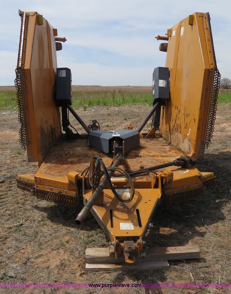 image for item B4711 2007 Woods 3240 20' bat wing rotary mower