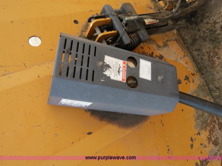 image for item B4711 2007 Woods 3240 20' bat wing rotary mower