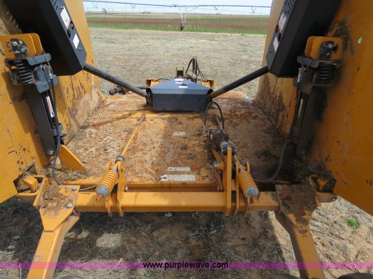 image for item B4711 2007 Woods 3240 20' bat wing rotary mower