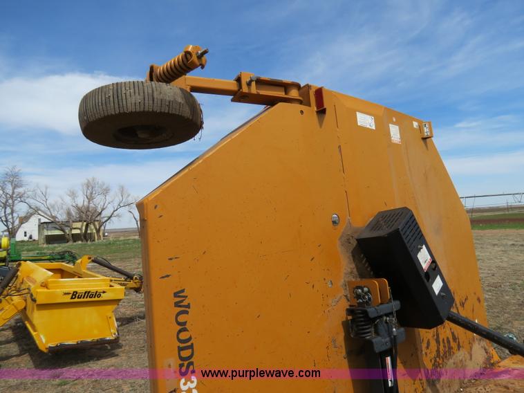 image for item B4711 2007 Woods 3240 20' bat wing rotary mower