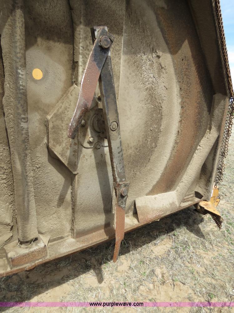 image for item B4711 2007 Woods 3240 20' bat wing rotary mower