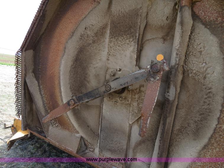 image for item B4711 2007 Woods 3240 20' bat wing rotary mower