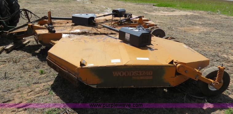 image for item B4711 2007 Woods 3240 20' bat wing rotary mower