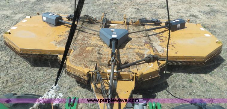 image for item B4711 2007 Woods 3240 20' bat wing rotary mower
