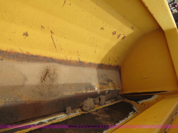 image for item B4712 Buffalo 12' hydraulic pull type box blade