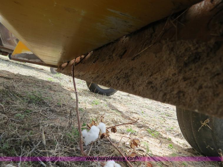 image for item B4712 Buffalo 12' hydraulic pull type box blade