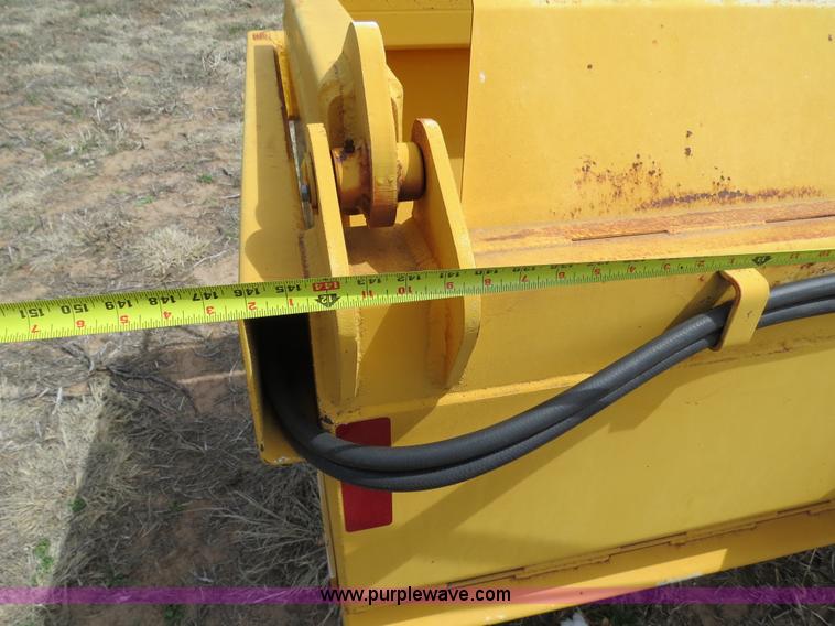 image for item B4712 Buffalo 12' hydraulic pull type box blade