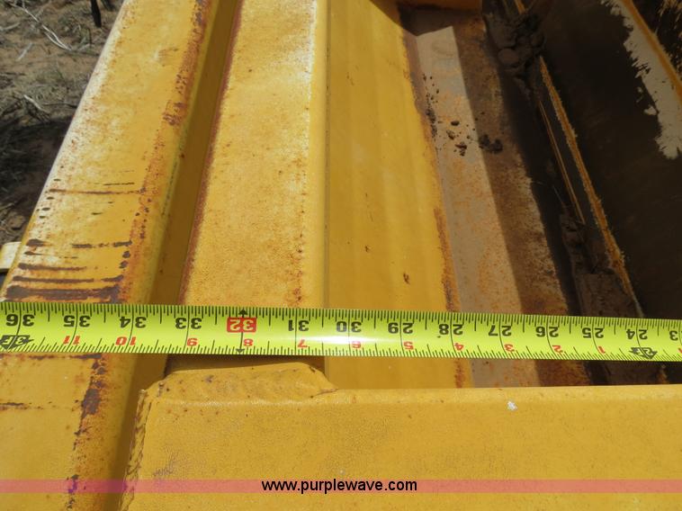 image for item B4712 Buffalo 12' hydraulic pull type box blade