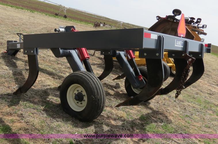 image for item B4713 2011 Laney double frame seven shank ripper