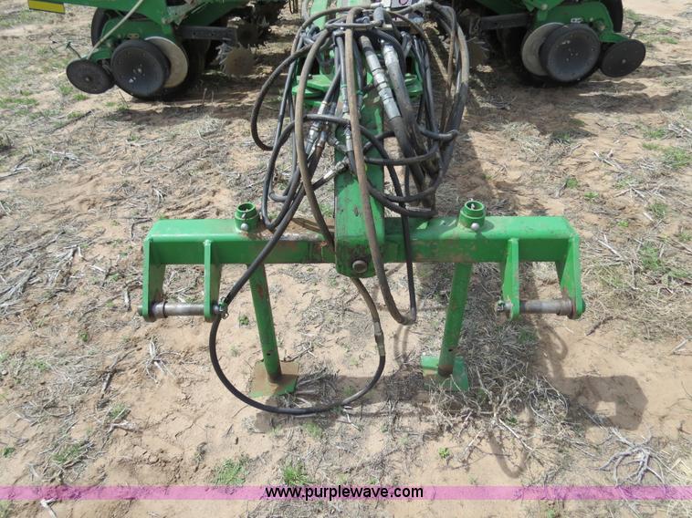image for item B4714 2002 John Deere 1770 Conservation planter