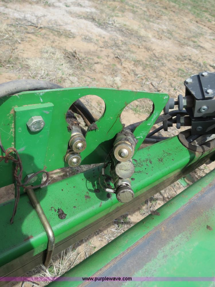 image for item B4714 2002 John Deere 1770 Conservation planter