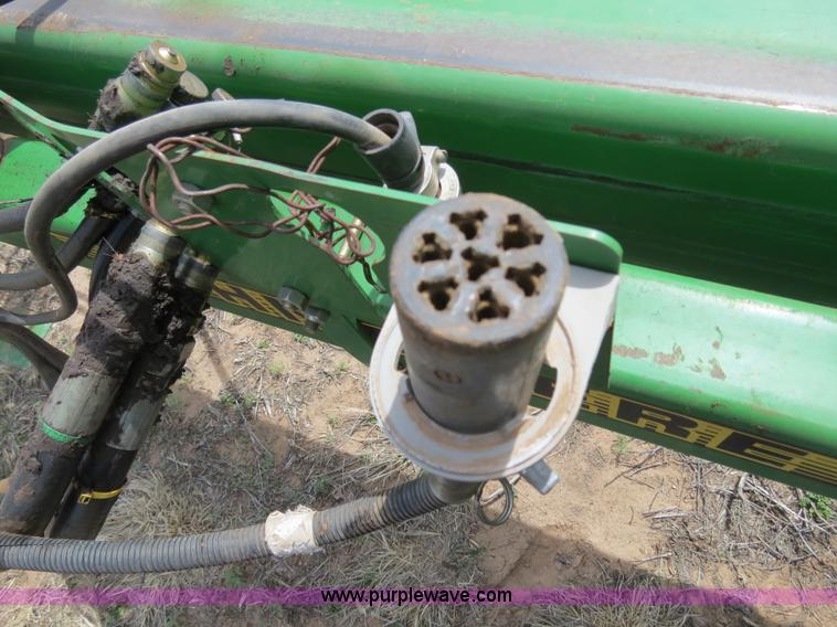 image for item B4714 2002 John Deere 1770 Conservation planter