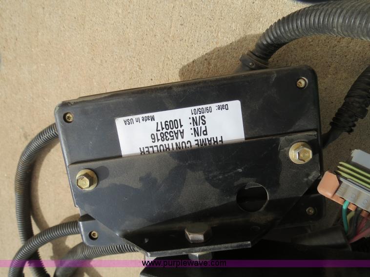 image for item B4714 2002 John Deere 1770 Conservation planter