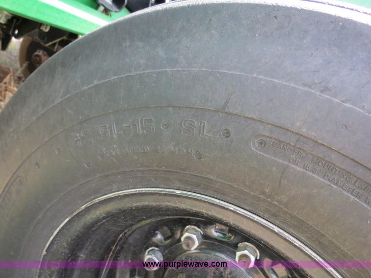 image for item B4718 2003 Great Plains 3S-4000 drill