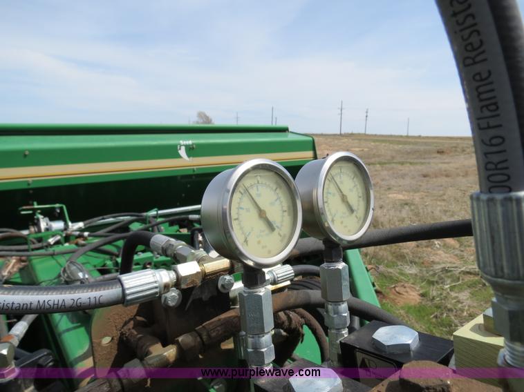 image for item B4718 2003 Great Plains 3S-4000 drill