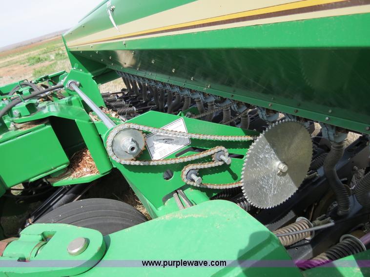 image for item B4718 2003 Great Plains 3S-4000 drill