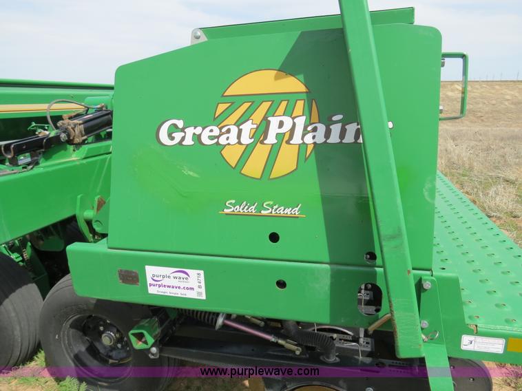 image for item B4718 2003 Great Plains 3S-4000 drill