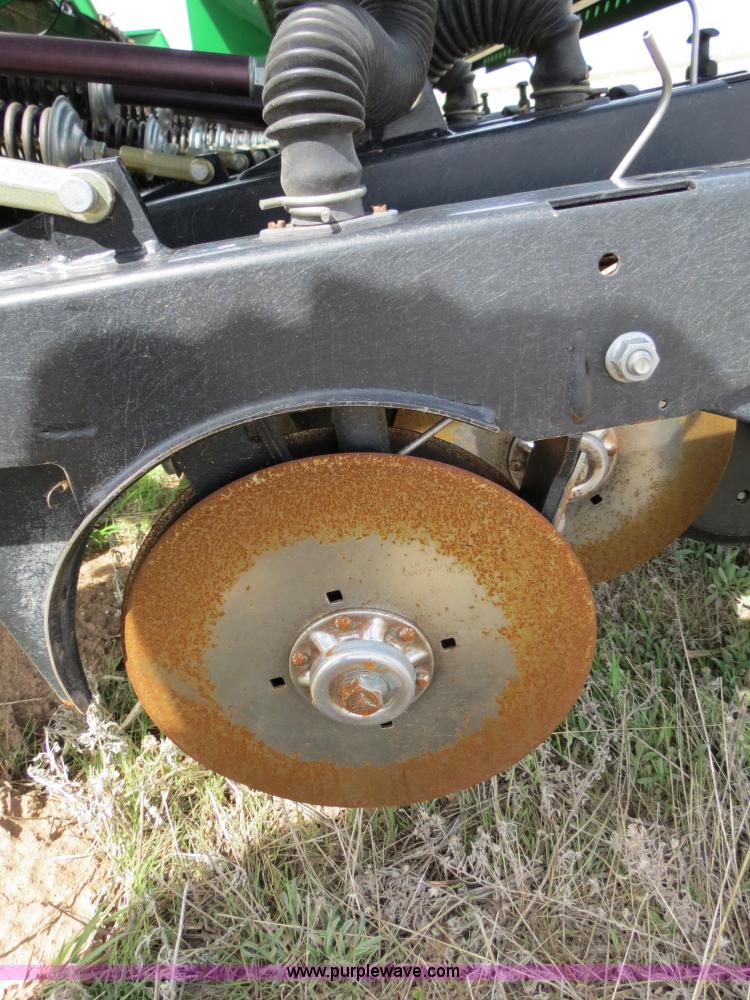 image for item B4718 2003 Great Plains 3S-4000 drill