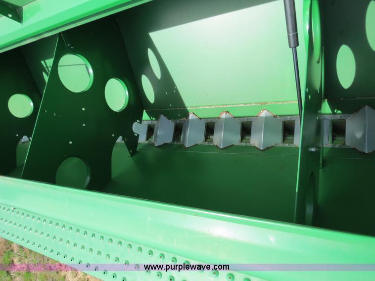 image for item B4718 2003 Great Plains 3S-4000 drill