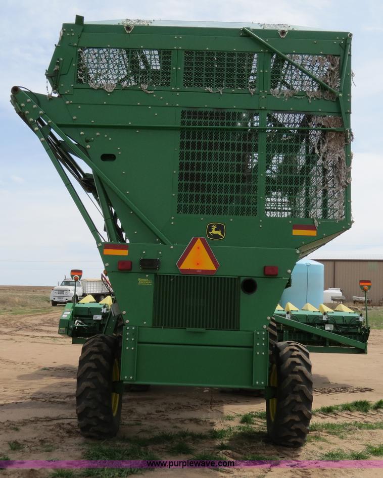image for item B4719 2007 John Deere 7460 8R30 cotton stripper
