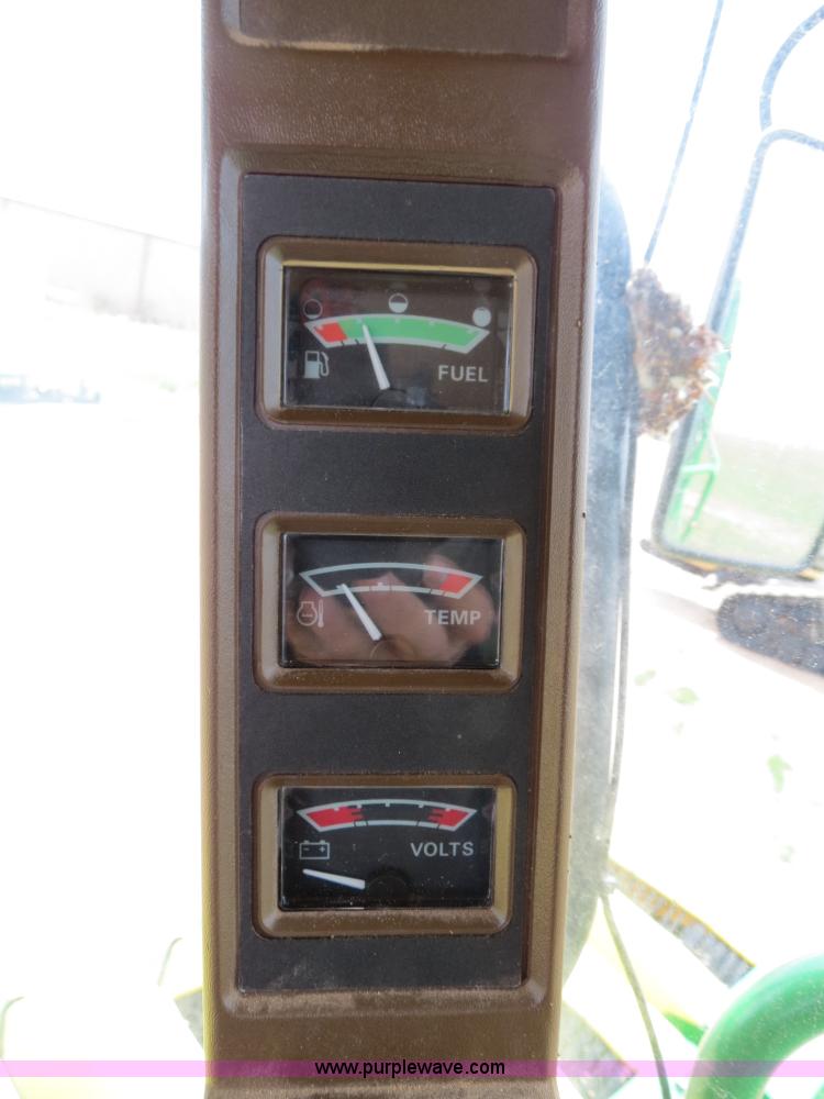 image for item B4719 2007 John Deere 7460 8R30 cotton stripper