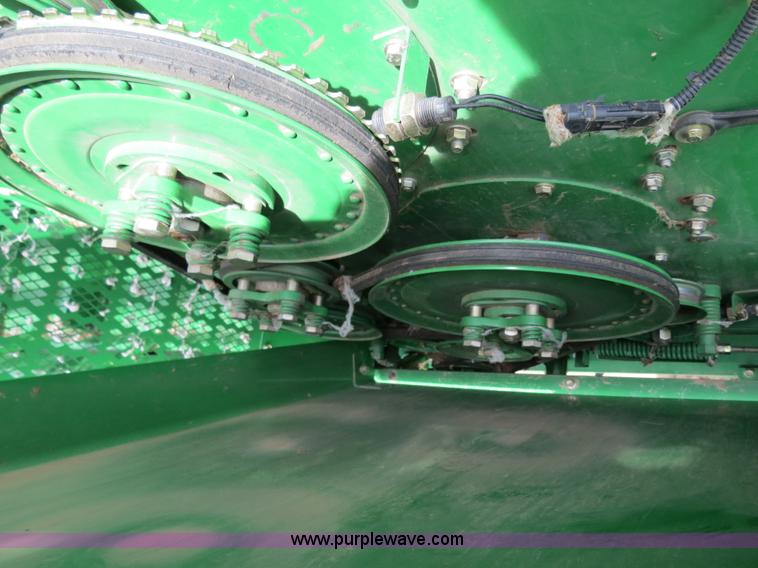 image for item B4719 2007 John Deere 7460 8R30 cotton stripper