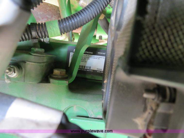 image for item B4719 2007 John Deere 7460 8R30 cotton stripper